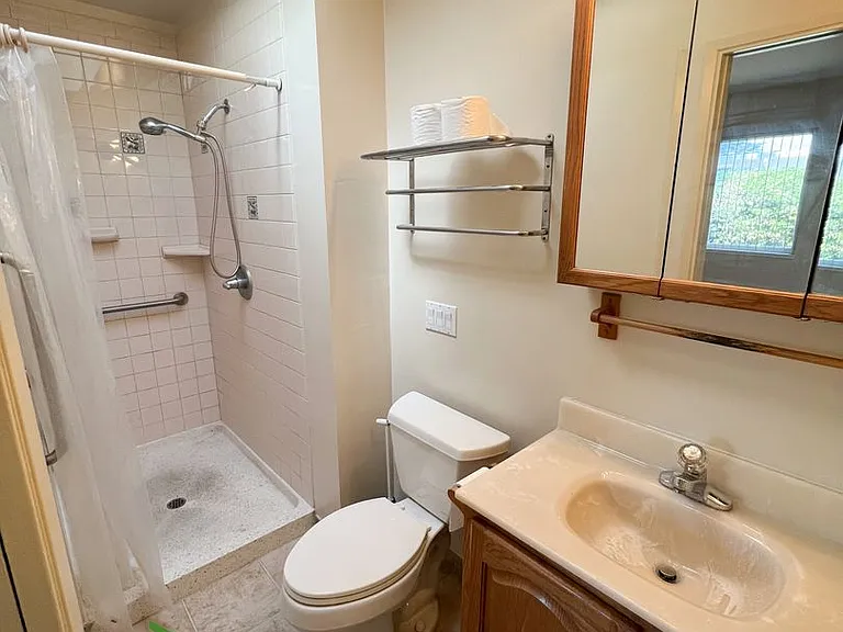 467 Novato Ave — Photo 14