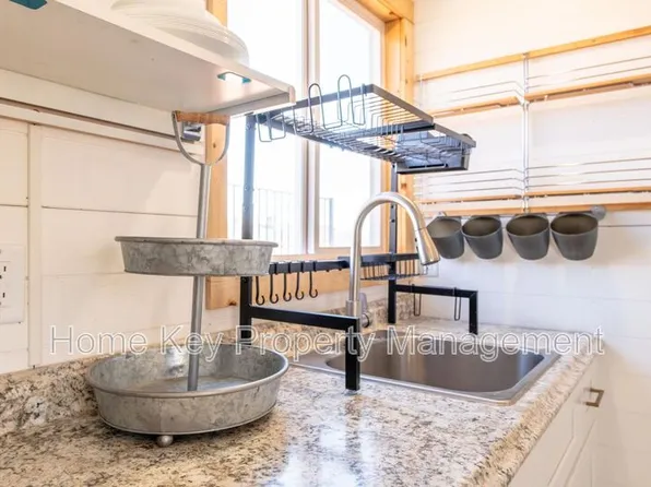 1607 S Scenic Sunrise Dr, Washington, UT 84780