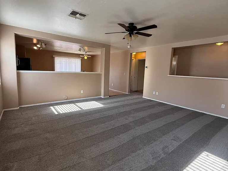 12622 W Corrine Dr — Photo 2