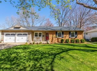 7800 W 96th Ter, Overland Park, KS 66212