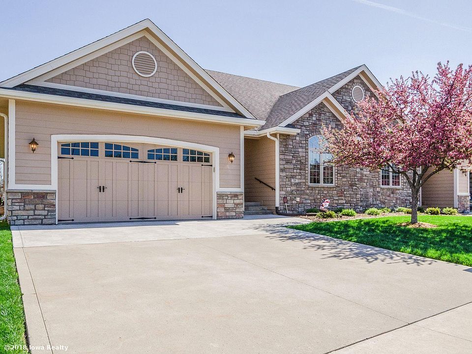 2nd image of 7590 Escalade Ct