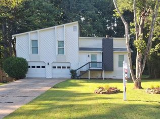 1085 Stone Mill Run, Lawrenceville, GA 30046