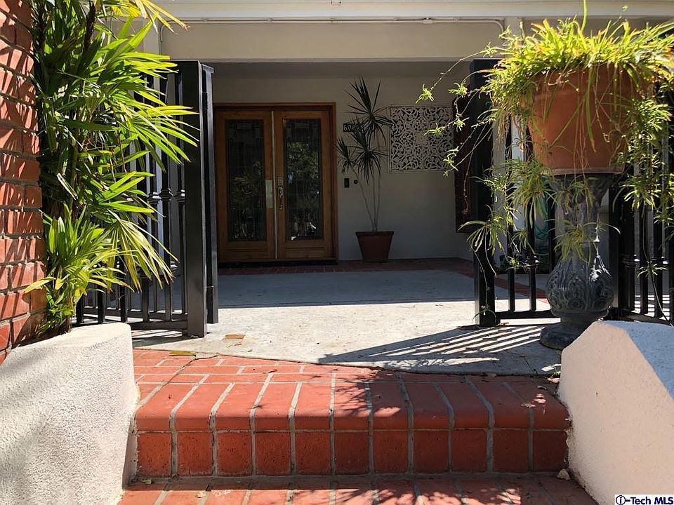 1st image of 6002 Manton Ave
