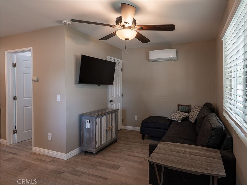 23947 Race St, Santa Clarita, CA 91321 | MLS #SR26120291 | Zillow