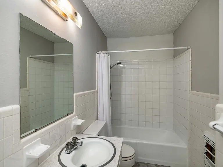 502 Brown St — Photo 18