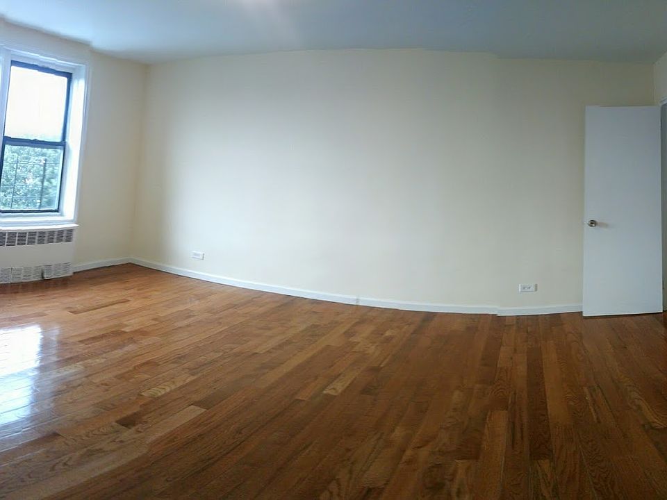 2nd image of 3512 99th St APT A3