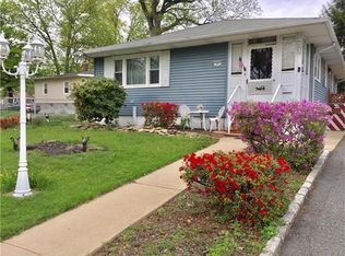 41 Proctor St, Edison, NJ 08817