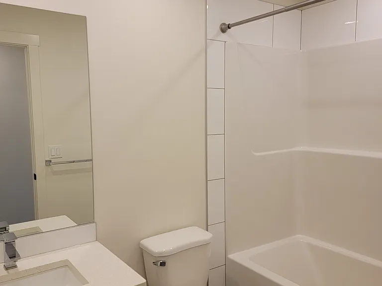 2704 Chokecherry Pl SW #BASEMENT — Photo 21