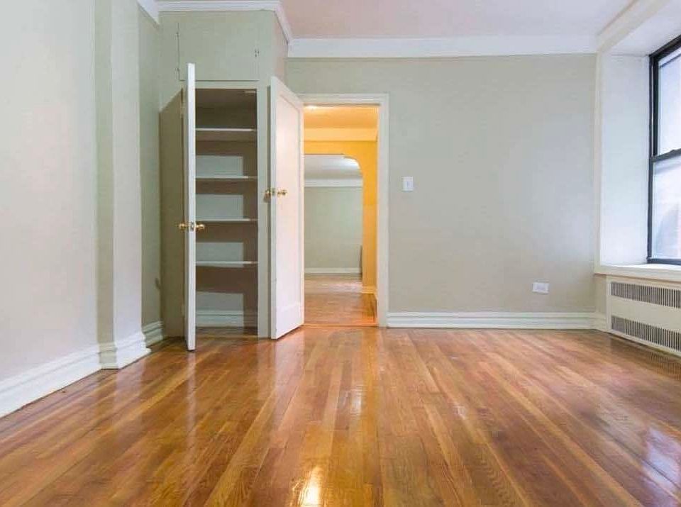 1st image of 200 E 18th St APT 3F