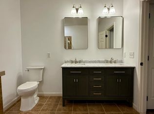 305 Saint Andrews Pl #1, Englishtown, NJ 07726