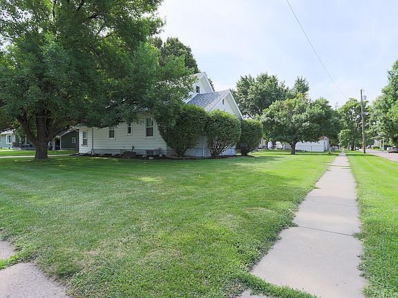 4th image of 621 N 26th St