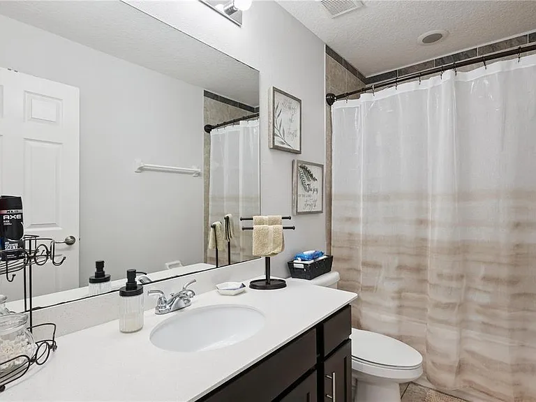 2438 Seven Oaks Dr — Photo 22
