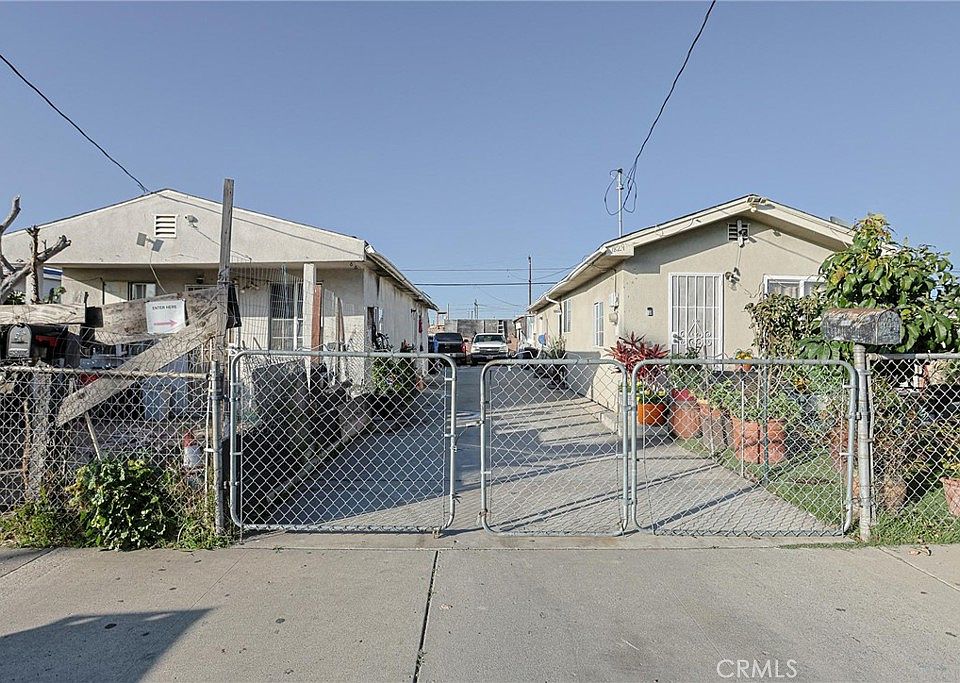 1st image of 1831 W 3rd St