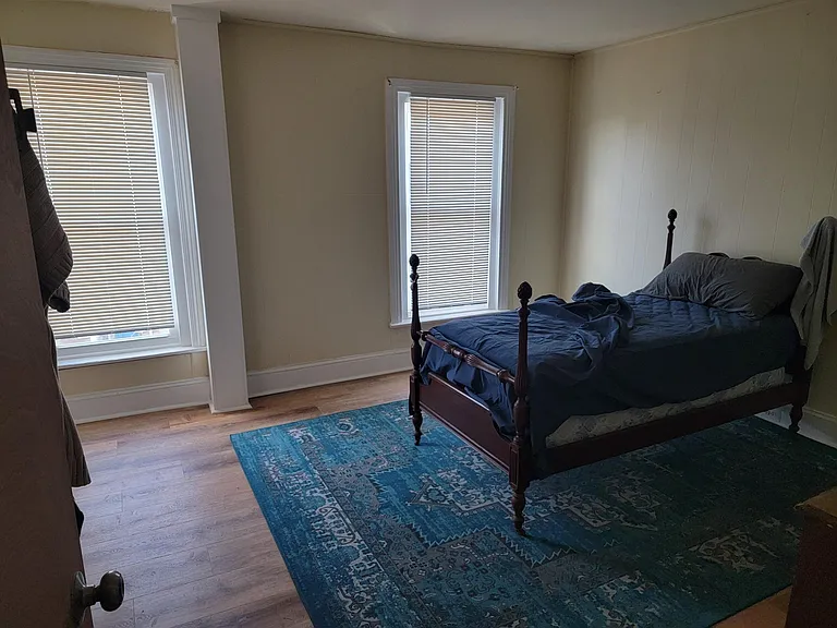 314 W Chestnut St #2 — Photo 4