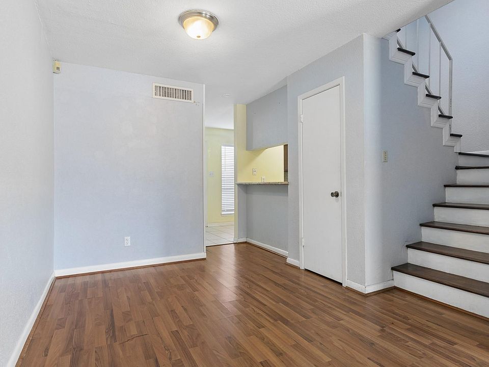 1st image of 6111 Beverly Hill St #10