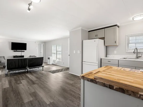 124 Whip-Poor-Will Street, Seabrook, NH 03874