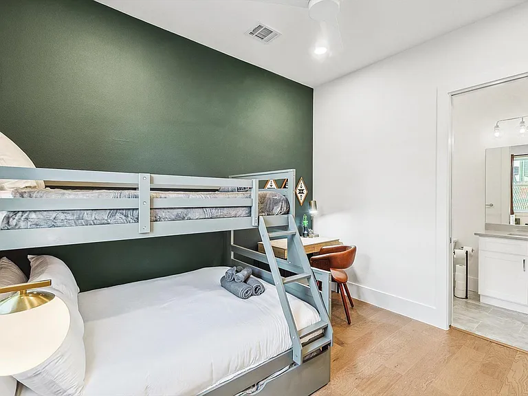 1805 Browder St #103 — Photo 21