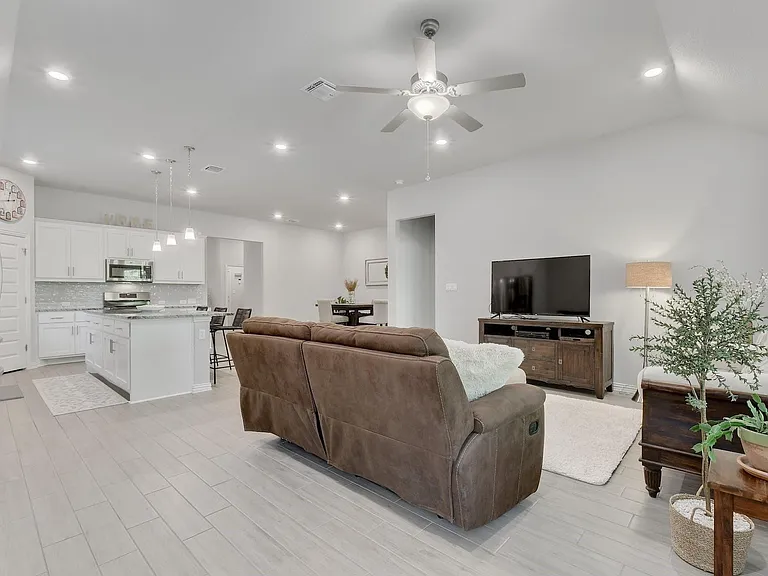 232 Tangled Brush Dr — Photo 14