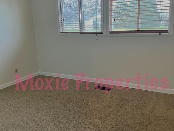 5th image of 1135 Barksdale Ave