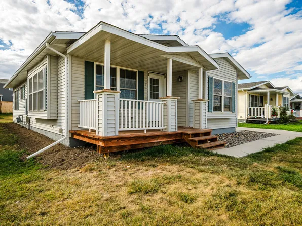 2056 Bungalow Village Ln, Sheridan, WY 82801