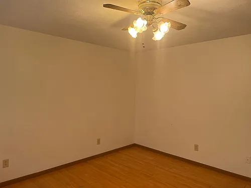 5256 Carlton Photo 1