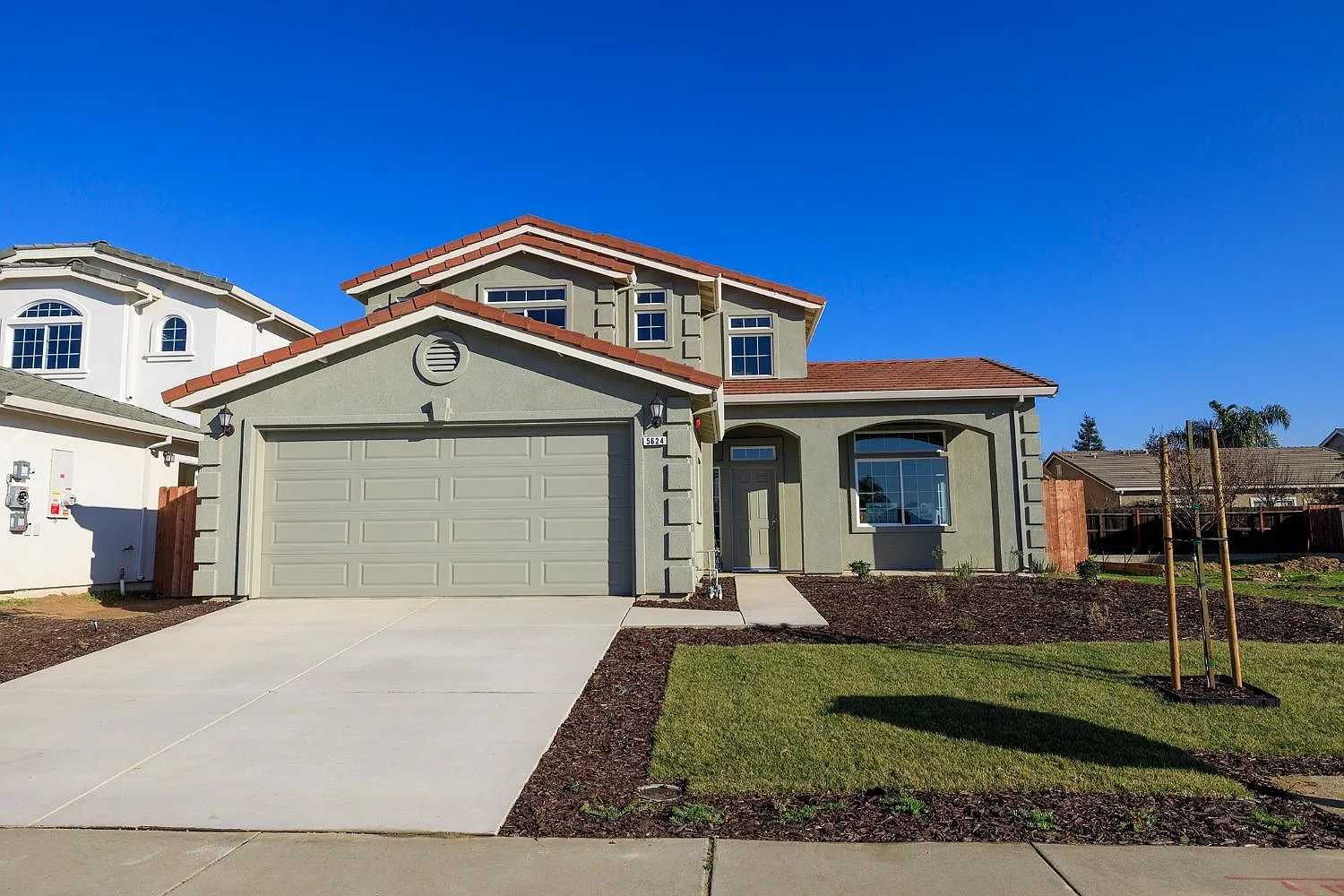 5624 Landon Dr photo 1