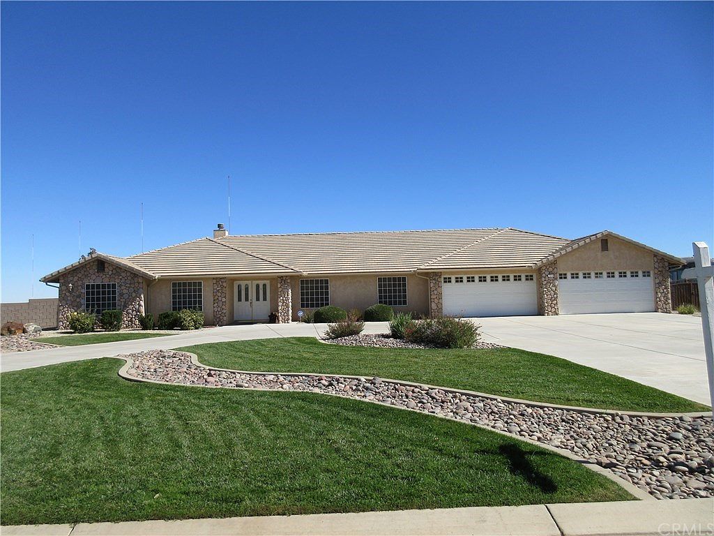 7515 El Manor Rd, Oak Hills, CA 92344 Zillow