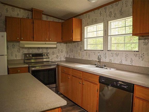 3rd image of 1856 Goldmine Rd