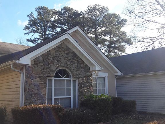 2nd image of 2090 Boone Pl