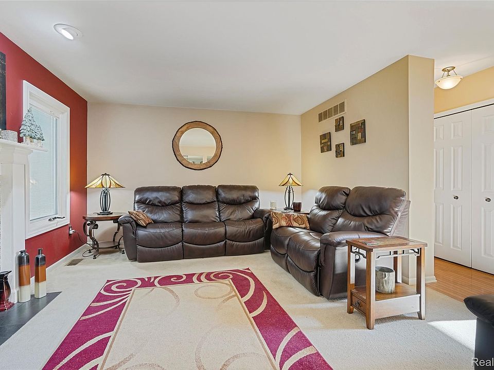 30148 Willow Springs Rd, photo 15