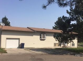 9 Yucca Dr, Colstrip, MT 59323