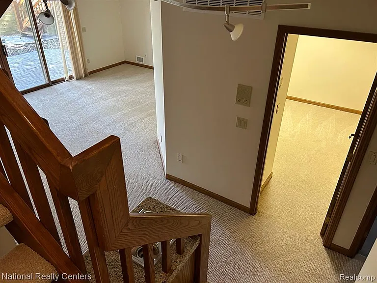6572 Ridgeview Dr — Photo 20
