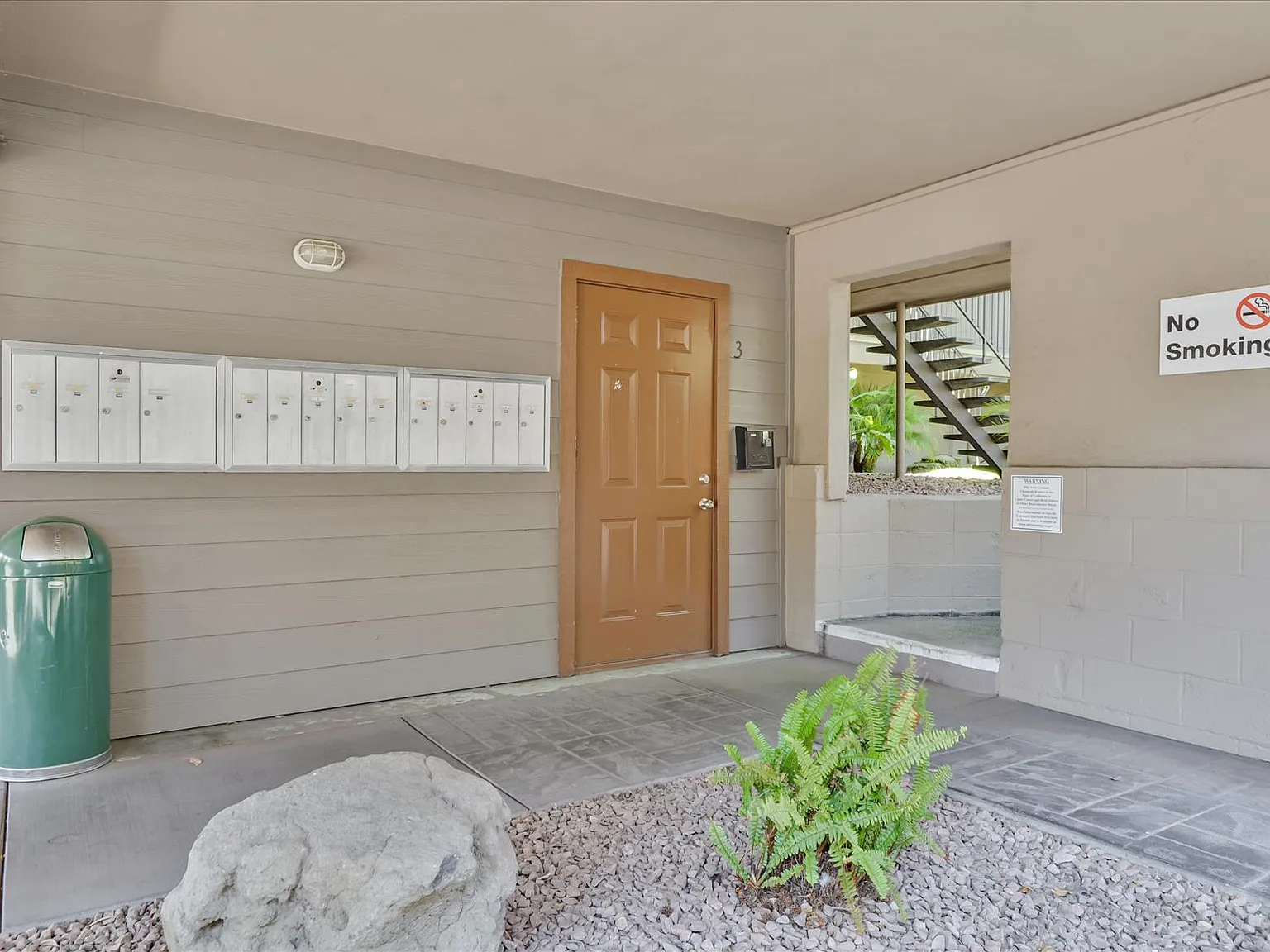 2 bed, 800 sqft, $3,095 — Photo 3