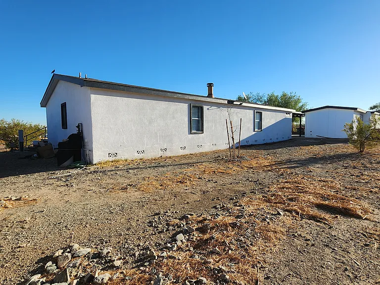 9647 S 30th Dr — Photo 15