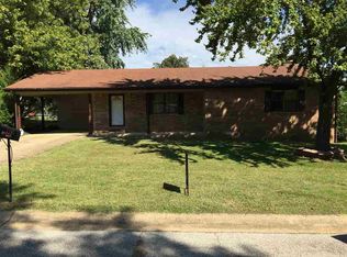 2507 Valley Crst, Poplar Bluff, MO 63901