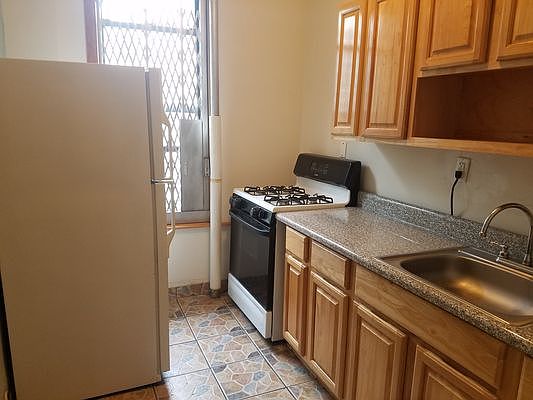 1st image of 443 16th St #1F