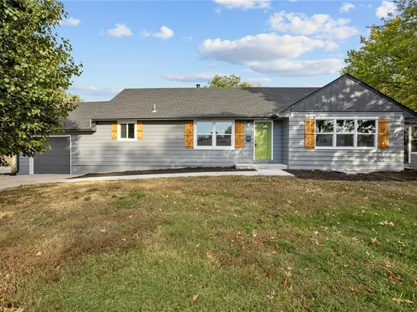 1000 S Pitt St, Olathe, KS 66061
