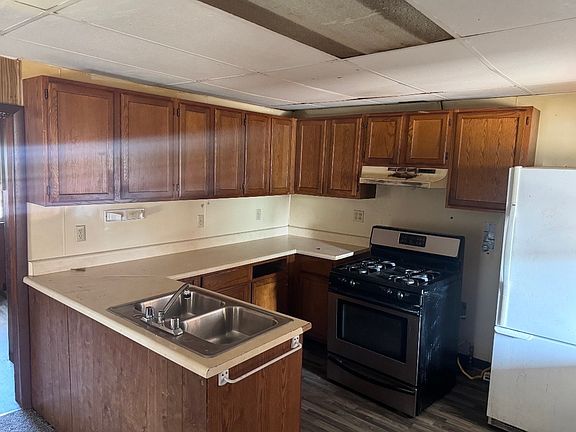 4th image of 411 S Everett St