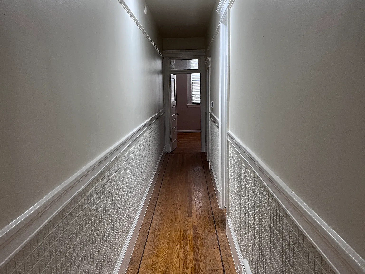 2 bed, 875 sqft, $5,600 — Photo 4