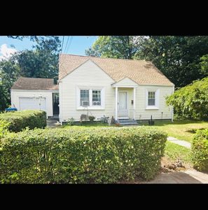 22 Alpine St, Manchester, CT, 06040
