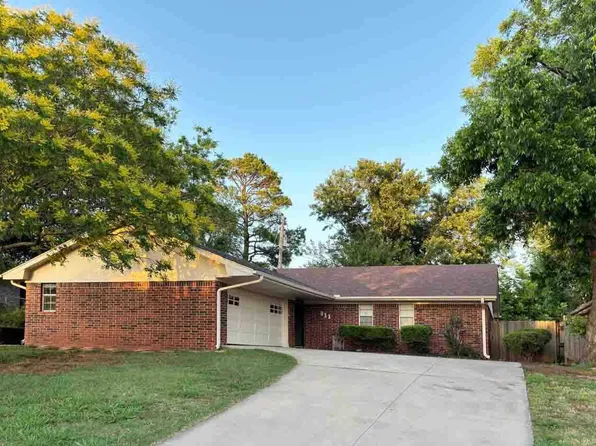811 N Star Dr, Stillwater, OK 74075