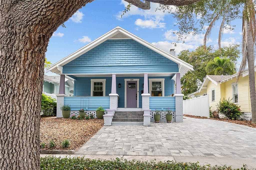 One St Petersburg Zillow