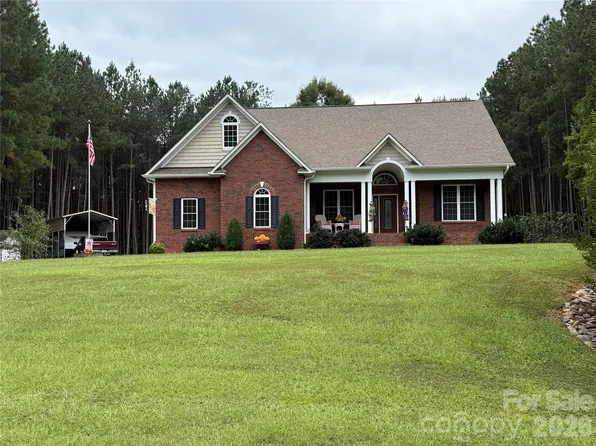 516 Flying Eagle Dr #3, Clover, SC 29710