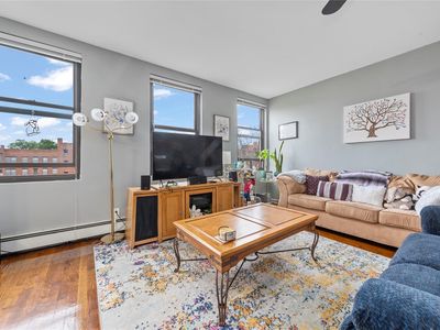 1 Jefferson Avenue #B12, Rockville Centre, NY, 11570