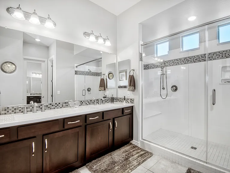 15262 W Garfield St — Photo 5