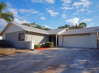 210 Earl St, Tarpon Springs, FL 34689