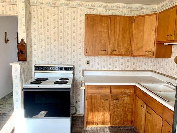 4th image of 1709 Amherst Ave