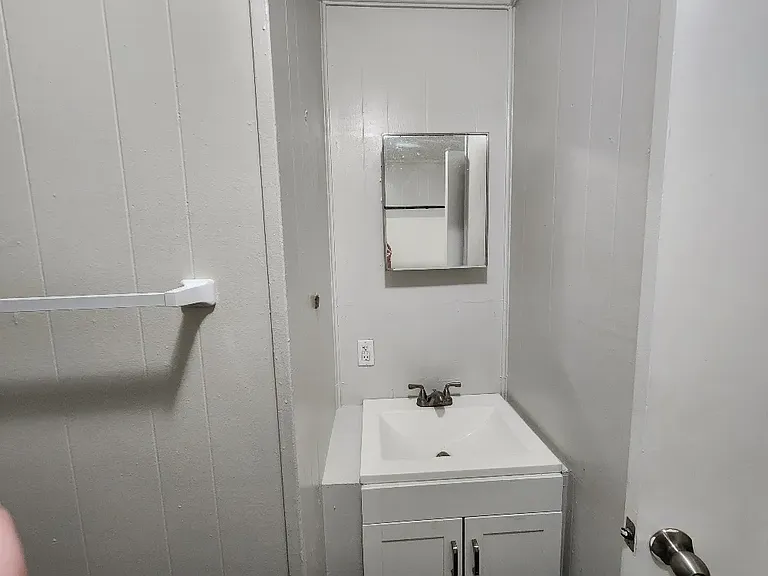 506 Romine Ct — Photo 5