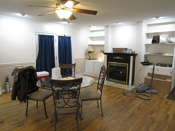 4th image of 1012 Park Ln