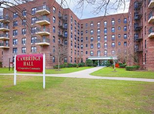 22424 Union Tpke, Bayside, NY 11364